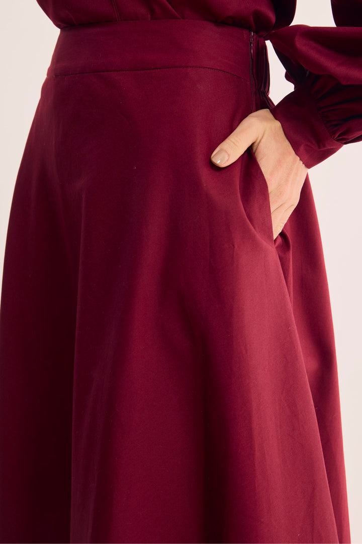 Saia Midi Rubro